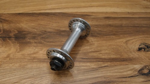 1980 front hub atom made - hub, in